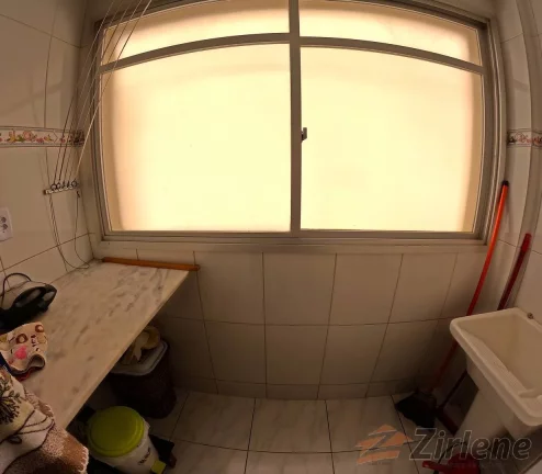 Imagem Apartamento Aconchegante de 2 Quartos na Segunda Quadra do Mar