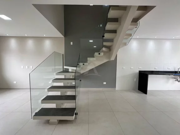 Imagem SOBRADO COM PISCINA, 3 QUARTOS SENDO SUÍTE, BARRA DO SAÍ