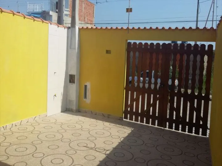 Imagem Casa com 2 Quartos à Venda, 80 m² em Itanhaém