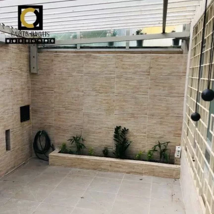Imagem Casa incrível com 3 dormitórios na Encruzilhada em Santos!!!! OPORTUNIDADE!