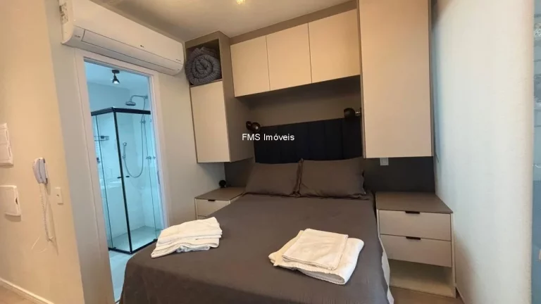 Imagem Apartamento de alto padrão para locação em Pinheiros, São Paulo-SP: 1 quarto, 1 sala, 1 banheiro, 24,50 m² de área.