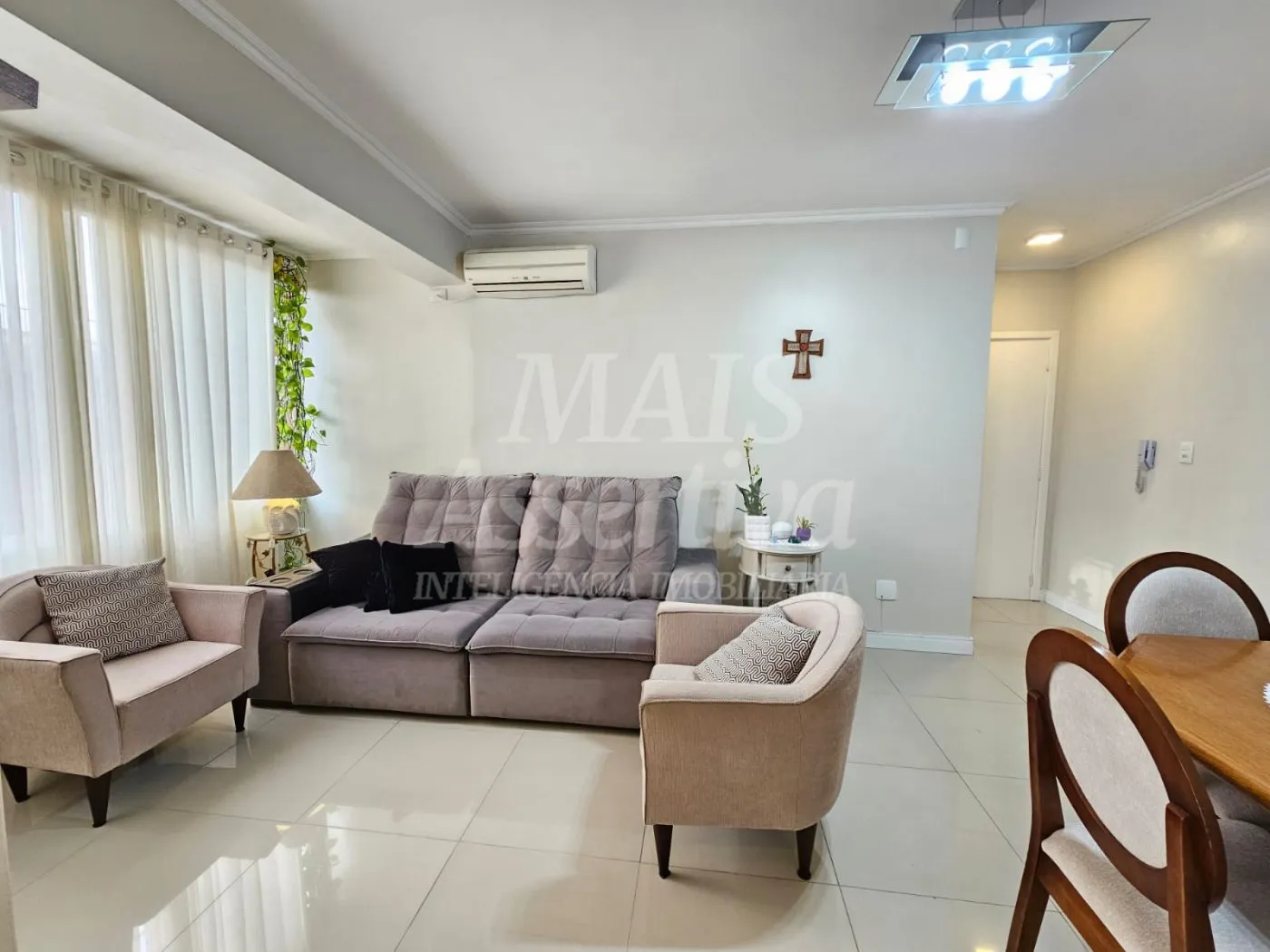 Imagem Apartamento térreo, semi mobiliado para venda - 66m²