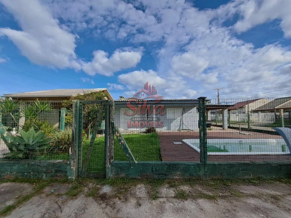 Imagem C301 | Casa com piscina à venda a 250m do mar no Mariluz