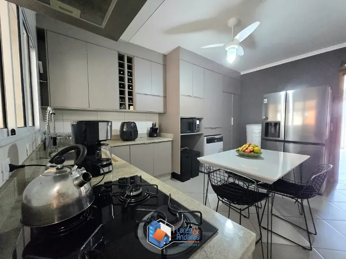 Imagem Sobrado para venda em Vila dos Remédios com 2 quartos, sendo 2 suítes, 113m²