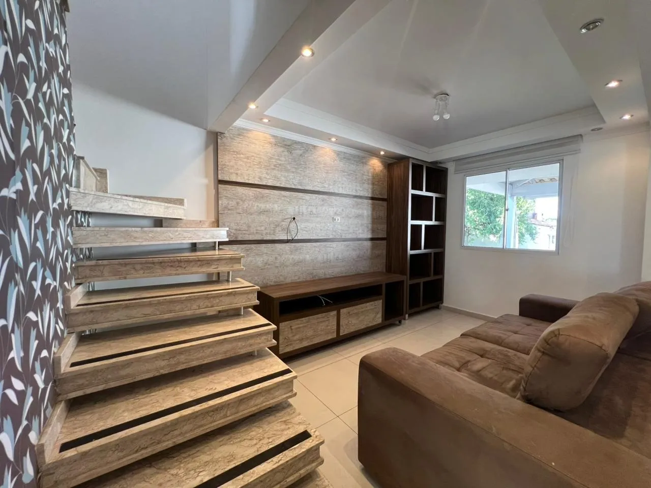 Imagem Linda casa mobiliada no Condomínio Village Salermo de 150m²