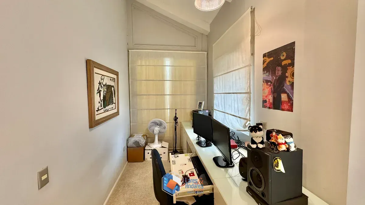 Imagem Casa para venda em Cidade Jardim com 3 quartos, sendo 3 suítes, 1,200m²