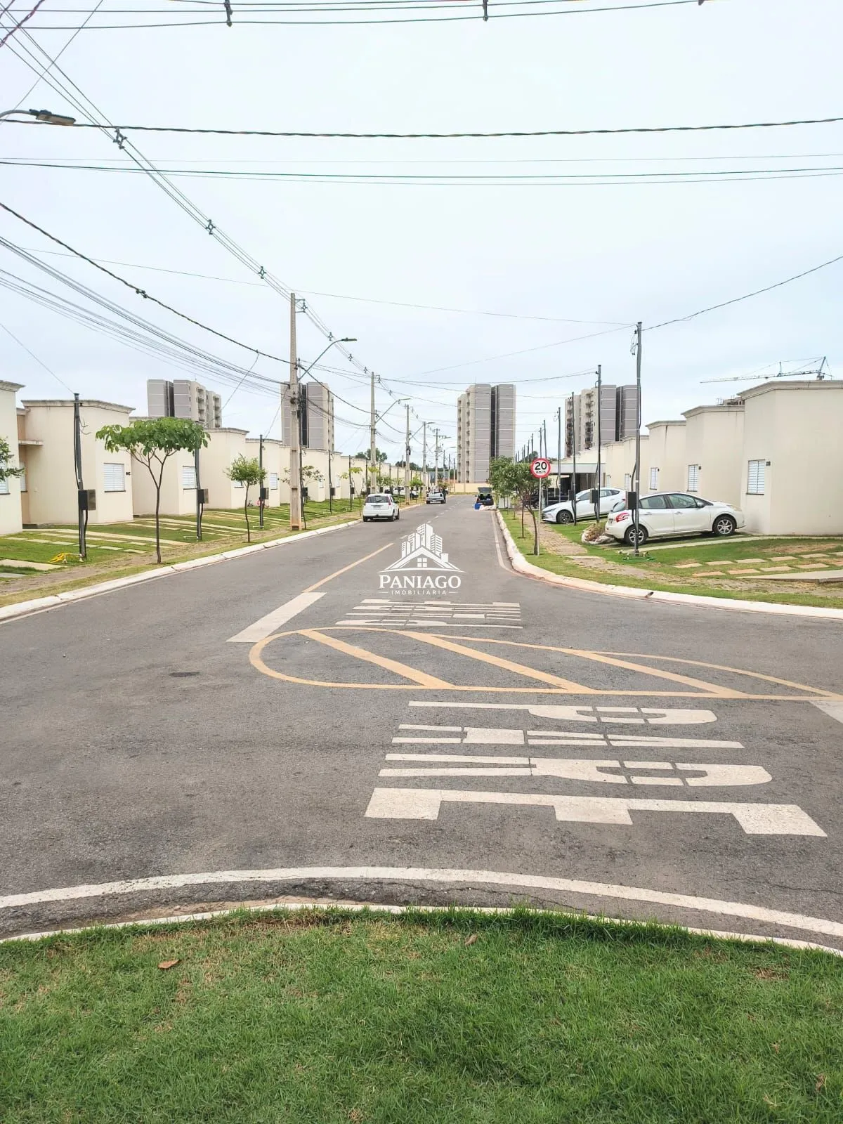 Imagem CASA PARA ALUGAR COM 2/4 NO CONDOMINIO VIVA PARQUE