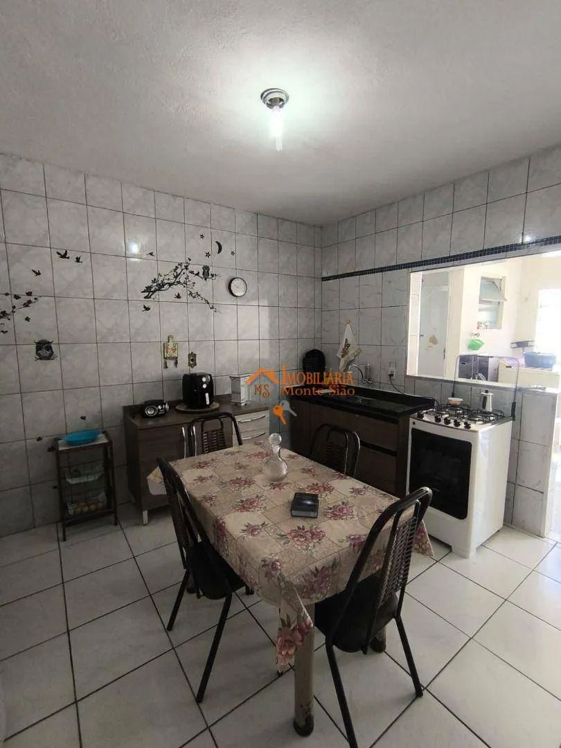 Imagem Casa com 3 dormitórios à venda, 252 m² por R$ 350.000,00 - Jardim São Domingos - Guarulhos/SP
