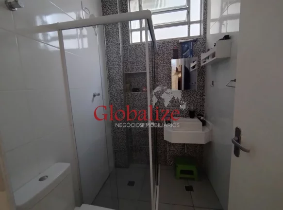Imagem Apartamento térreo, 2 dormitórios com suíte e porteira fechada no bairro do Embaré em Santos por R$480.000,00