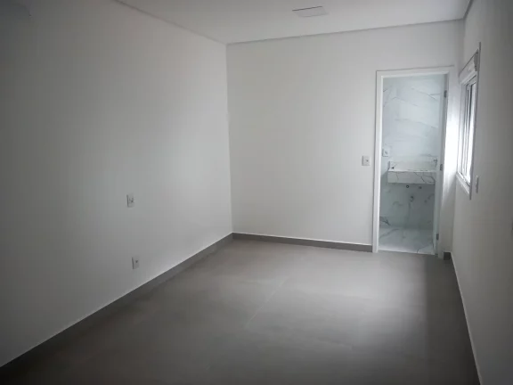 Imagem EXCELENTE IMÓVEL, Casa térrea 95m², três dormitórios, suíte, Cond. Fechado