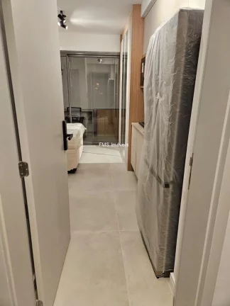 Imagem Alugue já! Apartamento para locação em Pinheiros, São Paulo - 1 quarto, 1 sala, 1 banheiro, 25m² de área.