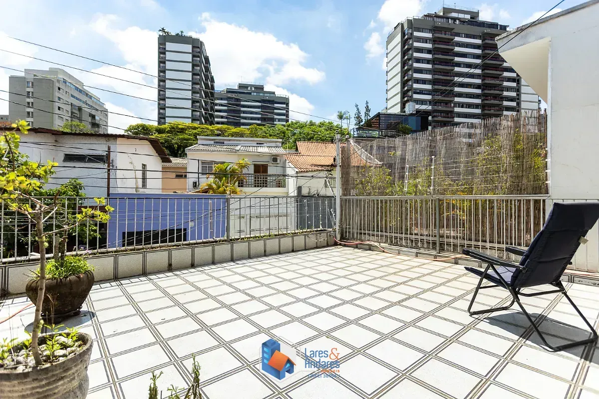 Imagem Casa para venda em Sumaré com 3 quartos, sendo 1 suíte, 270m²