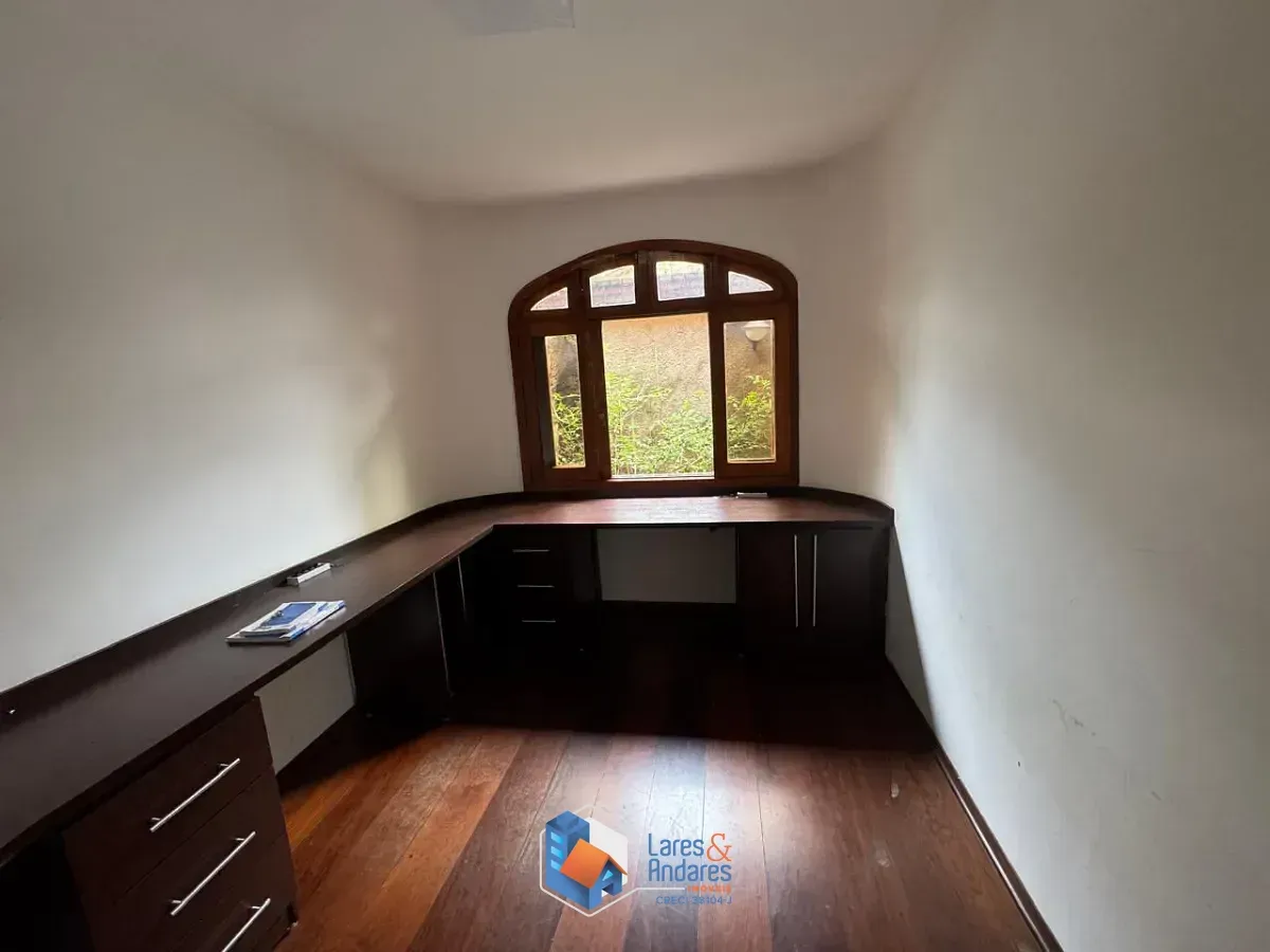 Imagem Casa para venda em Planalto Paulista com 4 quartos, sendo 4 suítes, 509m²