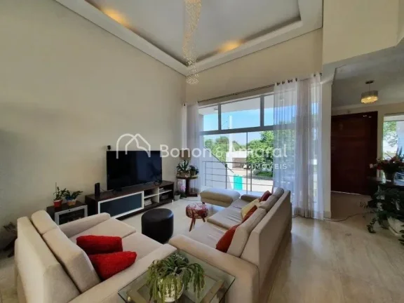 Imagem Esta casa impecável no Condomínio Fiorella em Valinhos oferece um ambiente extremamente arejado e ...