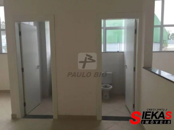 Imagem Locação de Galpão Comercial em Mauá-SP, Bairro Loteamento Industrial Coral: 1 Banheiro, 1.300 m² de Área.