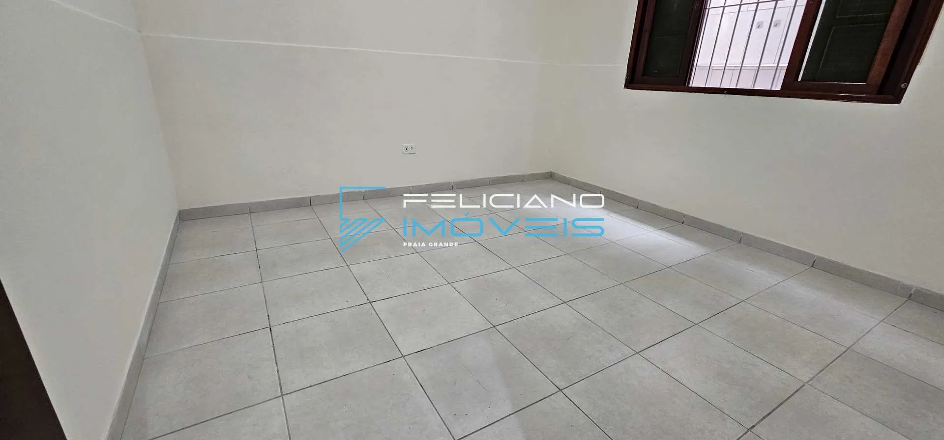 Imagem Casa com 2 quartos, Balneário Maracanã, Praia Grande - R$ 490 mil, Cod: 6716