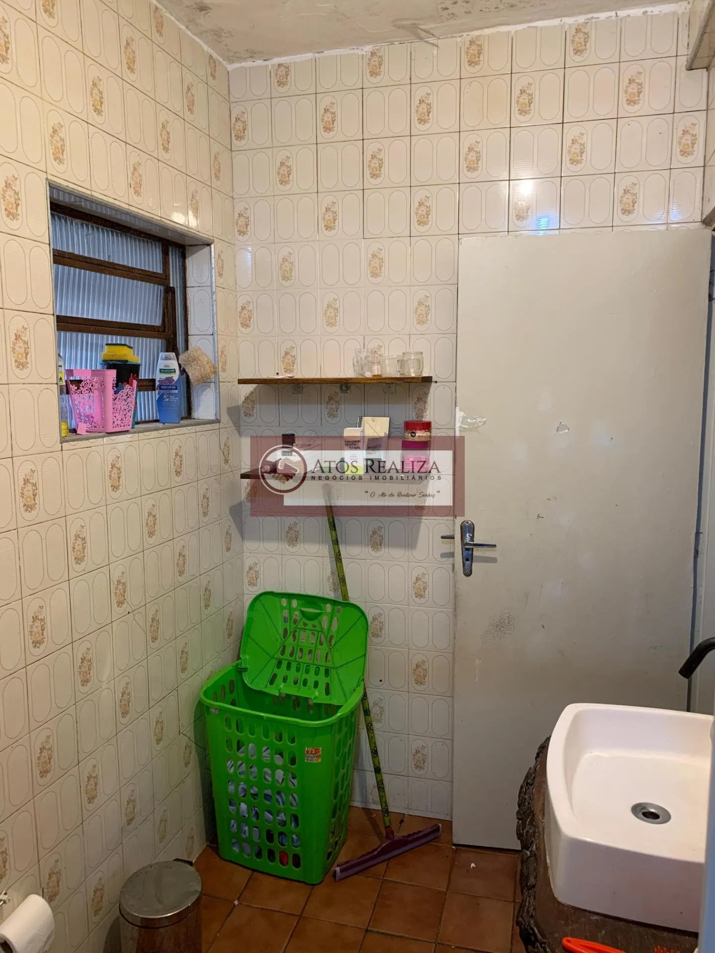 Imagem Casa Térrea com 3 dormitórios, 4 vagas de Garagens, Oficina, à Venda no Jardim Vergueiro, Região das Vila das Mercês SP, por R$370.000, Oportunidade.