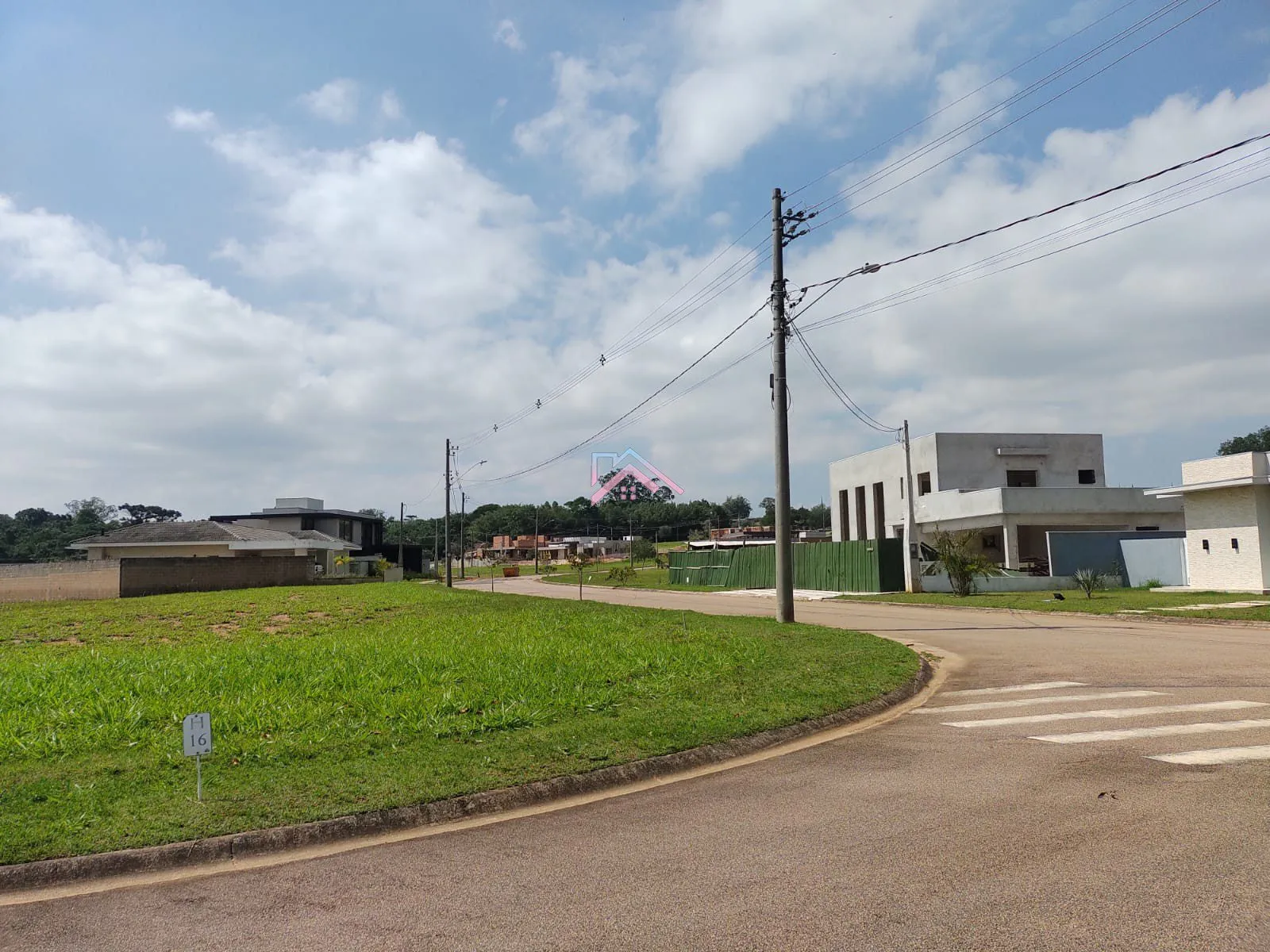 Imagem Terreno à venda Residencial Quinta do Pinhal - Excelente oportunidade de Negócio - Bairro Jacaré - C