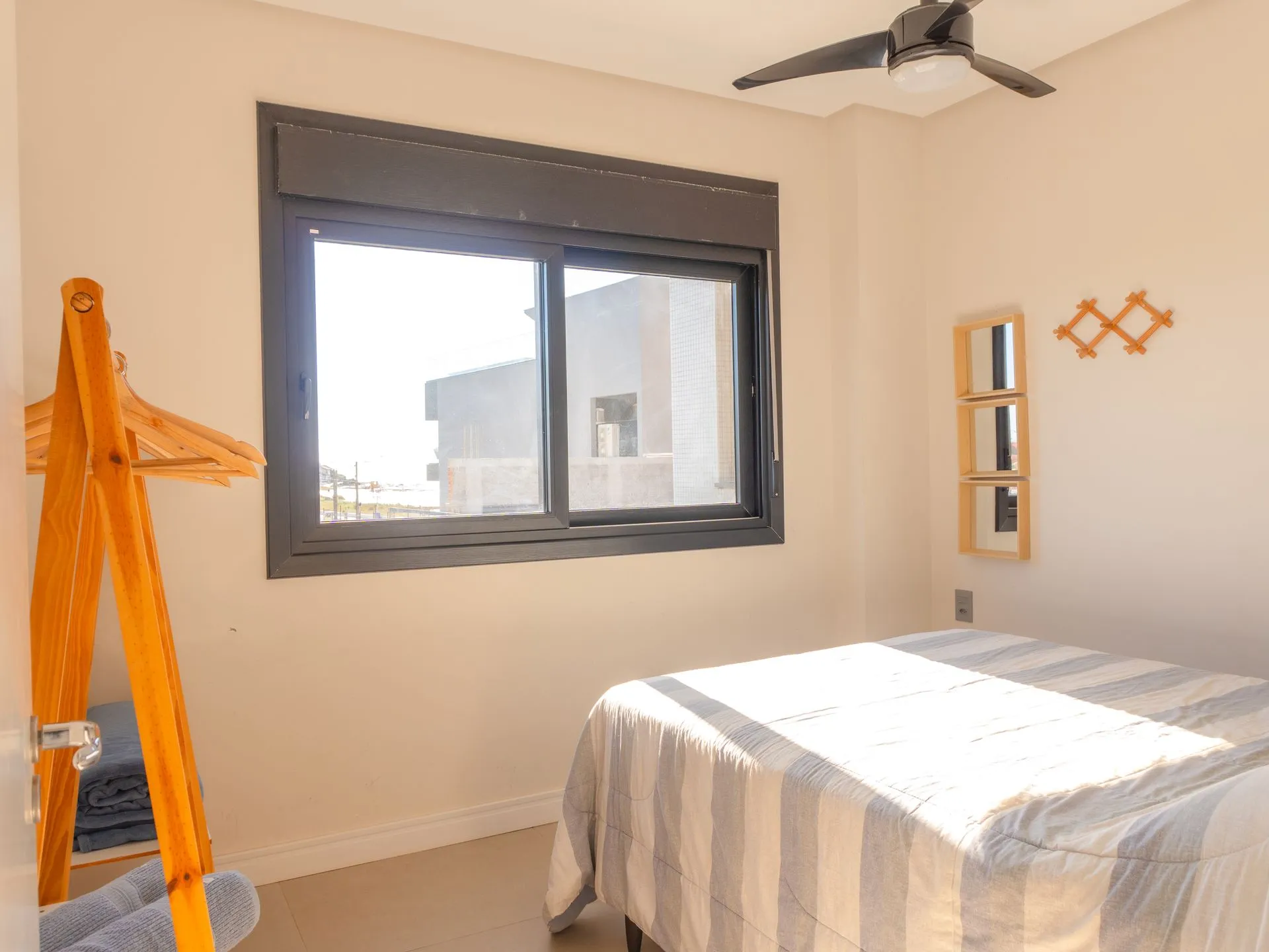Imagem Apartamento à venda em Torres, Praia da Cal, com 2 quartos, 74m2
