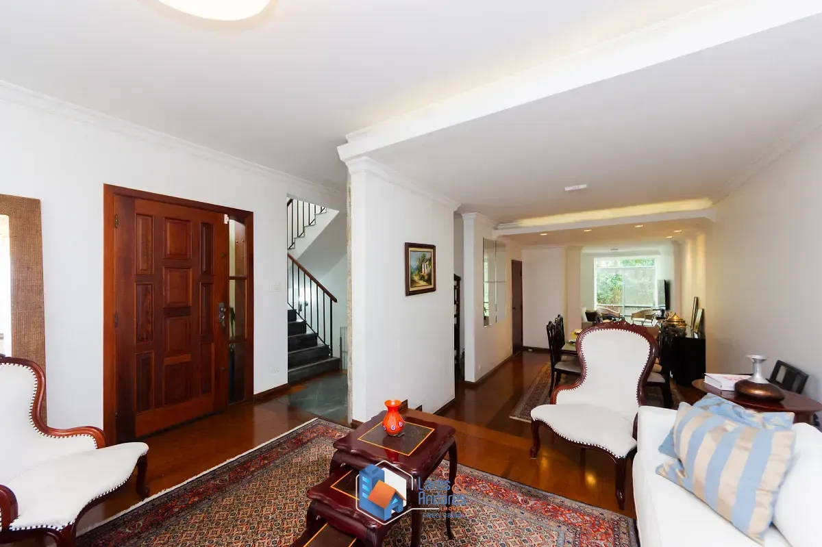 Foto do imóvel Casa para venda em Alto da Boa Vista com 4 quartos, sendo 2 suítes, 303m² em Rua Alberto Hodge