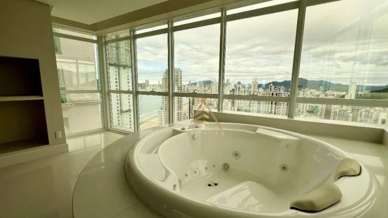Imagem Apartamento à venda, 228 m² por R$ 6.000.000,00 - Centro - Balneário Camboriú/SC