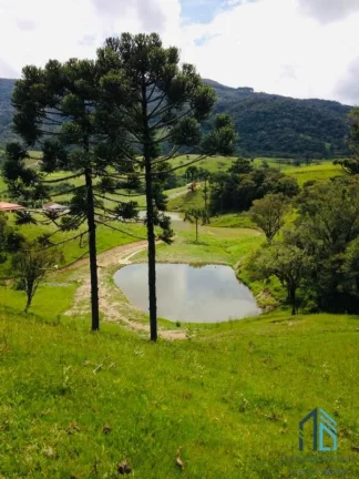 Imagem Sítio com açude, cachoeira, área verde e vista para a natureza, Serra Catarinense em Bom Retiro SC