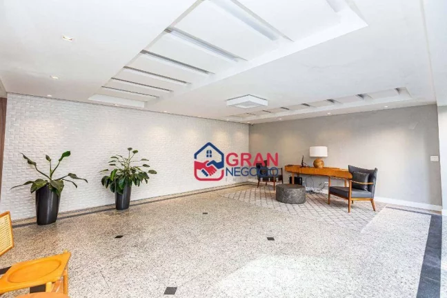 Imagem Apartamento com 3 dormitórios à venda - Centro - Curitiba/PR