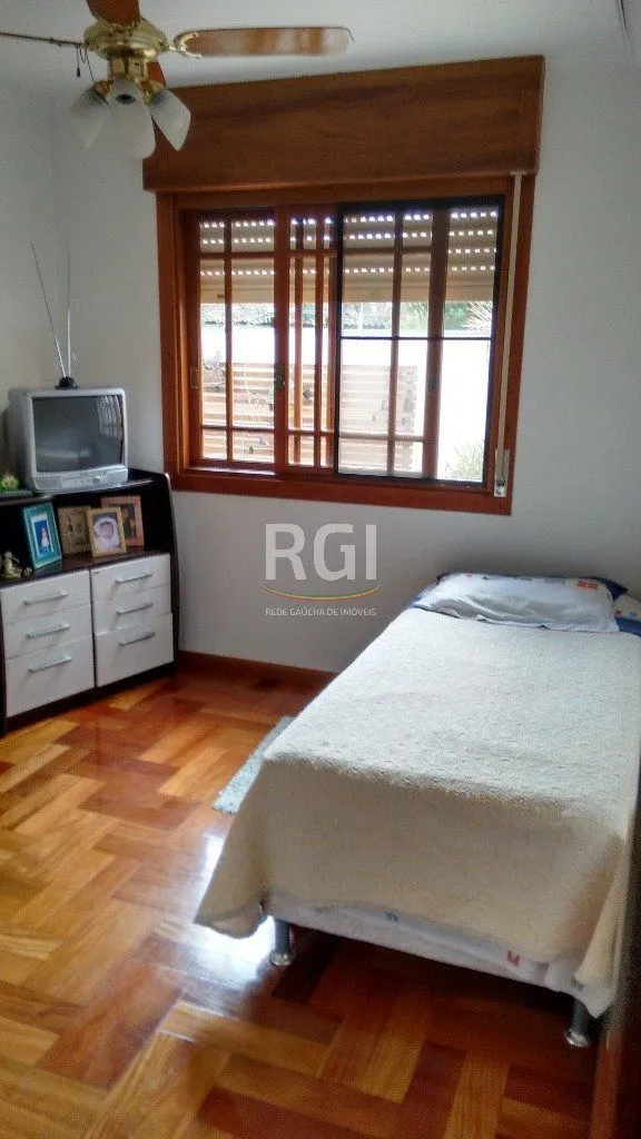 Imagem Apartamento para Venda - 238.12m², 3 dormitórios, sendo 1 suites, 3 vagas - Menino Deus