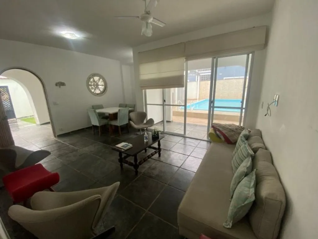 Imagem CASA COM 372,00 m² - SOLEMAR - PRAIA GRANDE SP