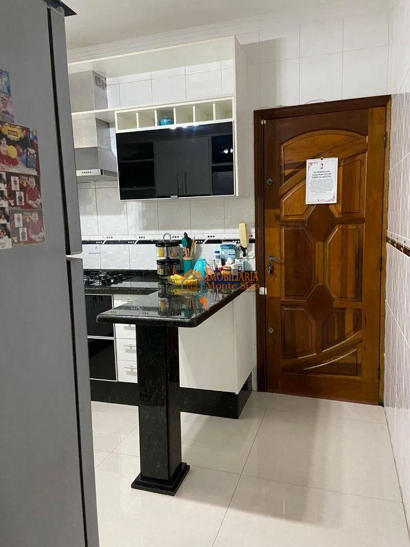 Imagem Sobrado com 3 dormitórios à venda, 228 m² por R$ 901.000,00 - Jardim Santa Clara - Guarulhos/SP