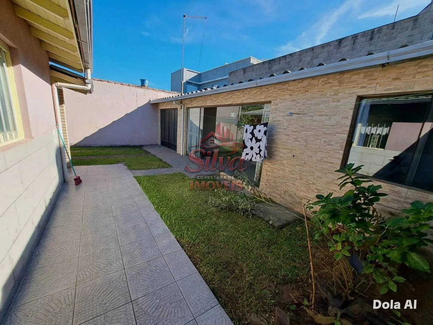 Imagem C304 | Casa com 2 Suítes e Anexo a 450 Metros do Mar