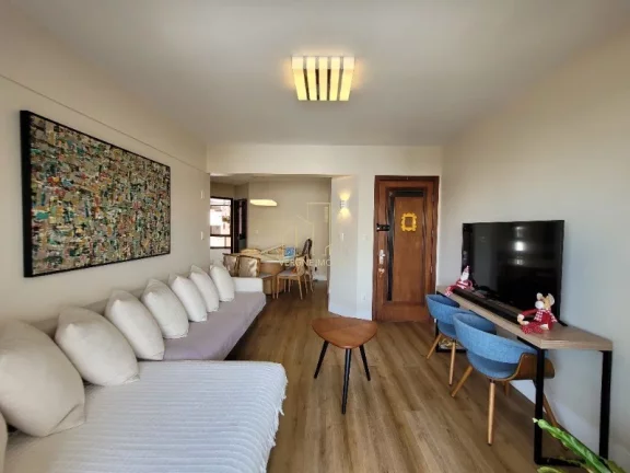 Foto do imóvel Excelente apartamento com três quartos e armários planejados a venda na Pituba