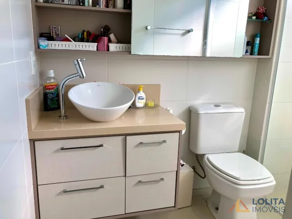 Imagem Apartamento à venda próximo à praça Getúlio Vargas no Centro de Florianópolis/SC