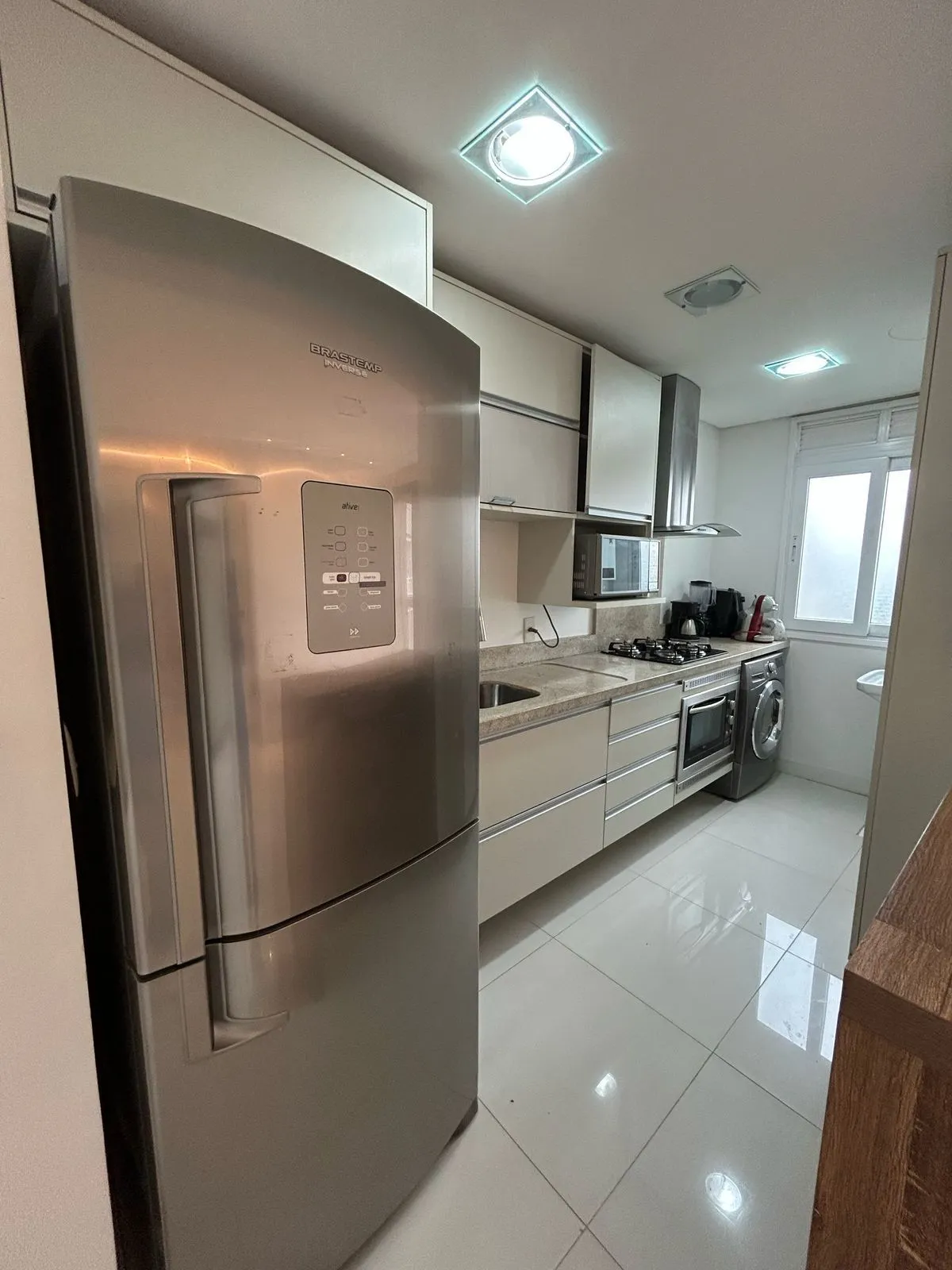 Imagem Lindo apartamento semi mobiliado, infra completa e a apenas 4 min do Iguatemi