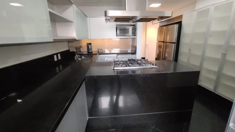 Imagem Apartamento para locação no Itaim Bibi, 5 quartos sendo 5 suítes, 6 banheiros, 8 vagas - 512m².