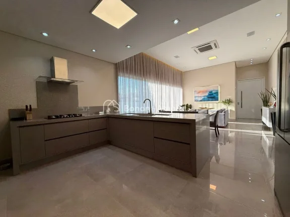 Imagem Casa Térrea de Alto Padrão à Venda no Condomínio Villa Bella Siena

Residência térrea com 255 ...