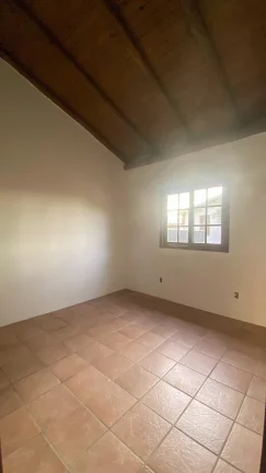 Imagem Casa à venda em Garopaba-SC, 2 quartos, 1 suíte, 1 vaga de garagem, 80m² - Jardim Panorâmico!
