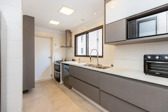 Imagem Apartamento à venda em São Paulo, Campo Belo, com 3 quartos, 187m2