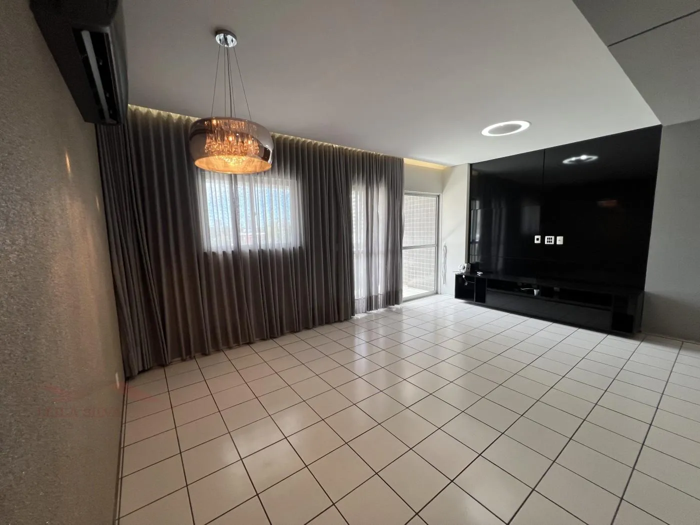 Foto do imóvel Apartamento 4 quartos de Alto Padrão à Venda em Teresina - PI | 3 Suítes com varanda Gourment em Jóquei, Teresina - PI