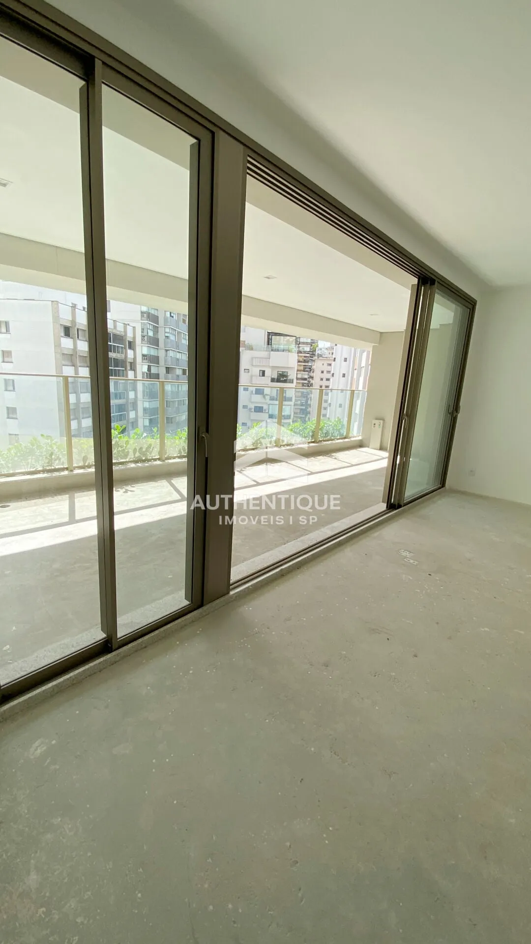 Imagem VILLA MILANO LIFESTYLE BY VERSACE MOEMA - Apartamento no bairro Moema à venda