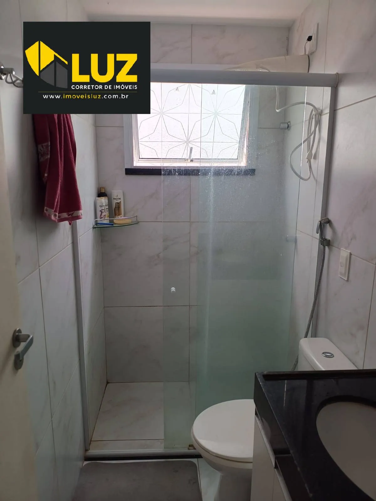 Imagem Casa plana, moderna e muito bem conservada no Bairro Encantada - Eusébio