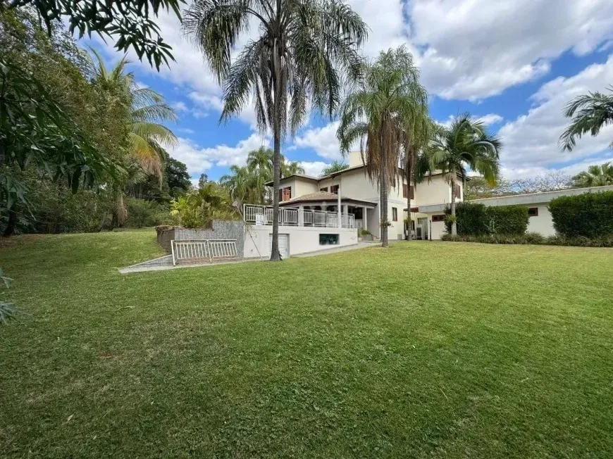 Imagem Casa de alto padrão à venda ou locação no Terras de São José II, Itu, com 5 dormitórios, 3 suítes, piscina, 551 m², 8 vagas e terreno de 2.000m²