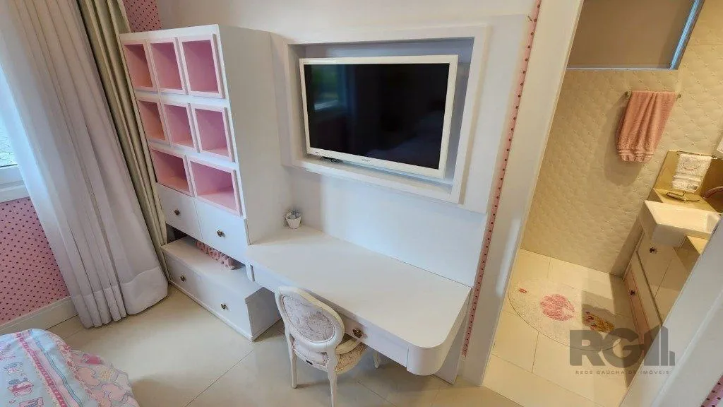 Imagem Excelente apartamento de 382,57 m² com 4 suítes e 4 vagas de garagem