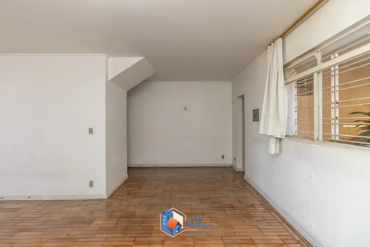 Imagem Sobrado para venda em Parque Jabaquara com 3 quartos, 257m²