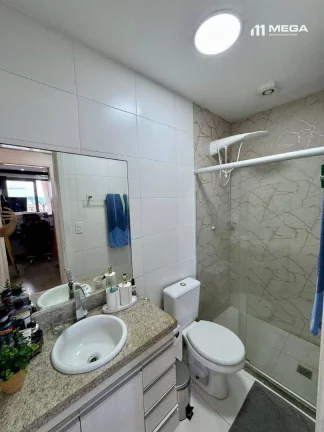Imagem Apartamento com 2 Quartos à venda, 70 m² por R$ 770.000 - Praia de Itapoã - Vila Velha/ES