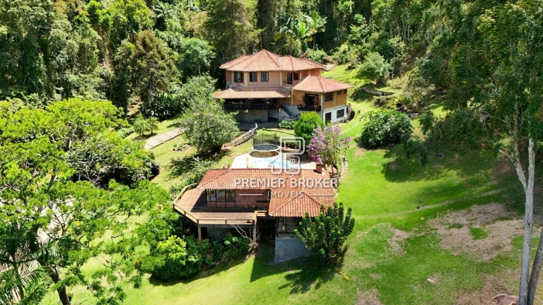 Foto do imóvel Casa à venda, 298 m² por R$ 2.250.000,00 - Albuquerque - Teresópolis/RJ