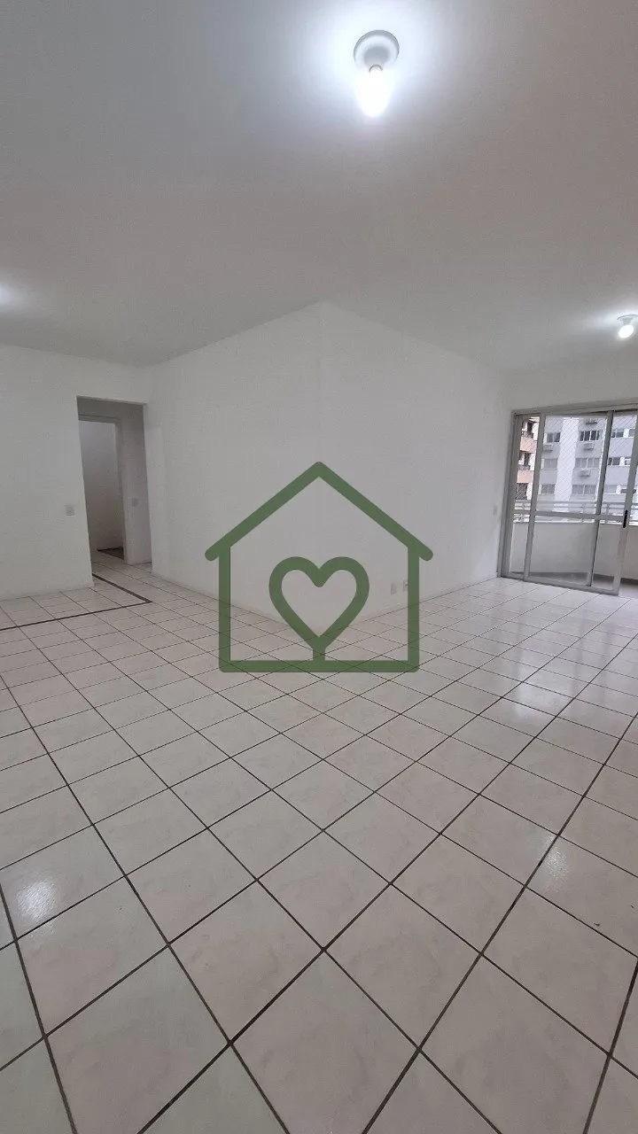 Imagem O mais barato do Condomínio! Oportunidade! Apartamento 3 dormitórios no centro de Florianópolis, ...