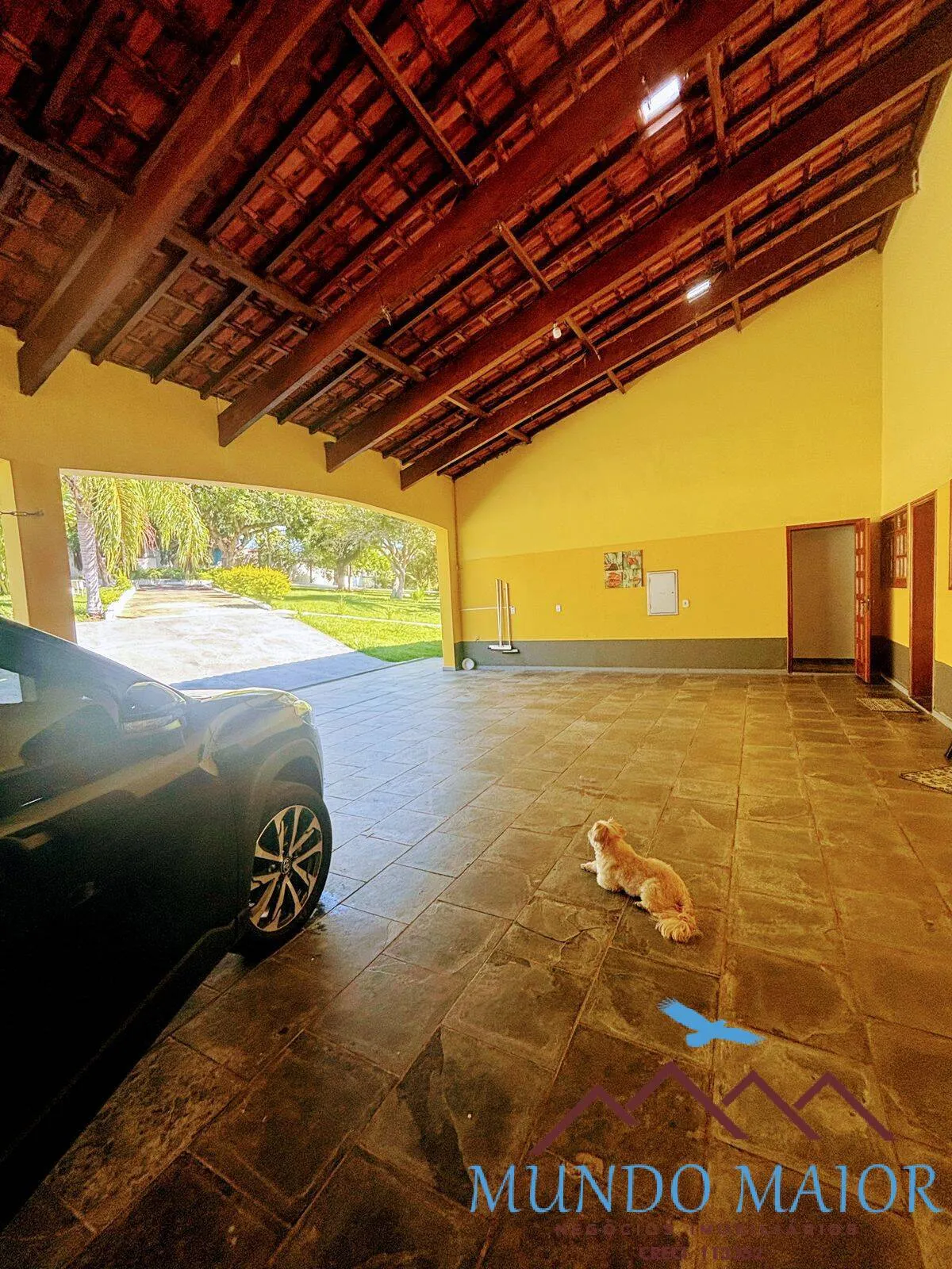Imagem Chácara Completa: 5.000 m², Trifásico 3 Suítes, Salão, Piscinas e Vestiário