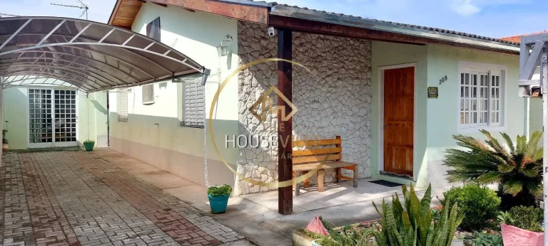 Imagem Casa 4 dormitórios e edícula na Vila Betânia.