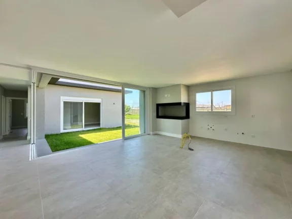 Imagem Casa em Condominio 4 Dormitórios - Bairro Araçá